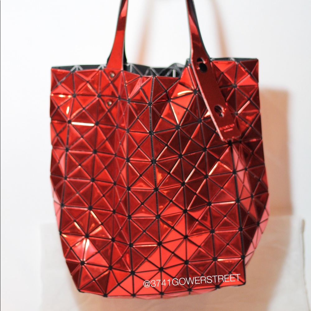 Issey Miyake Bao Bao Platinum Opera tote in red